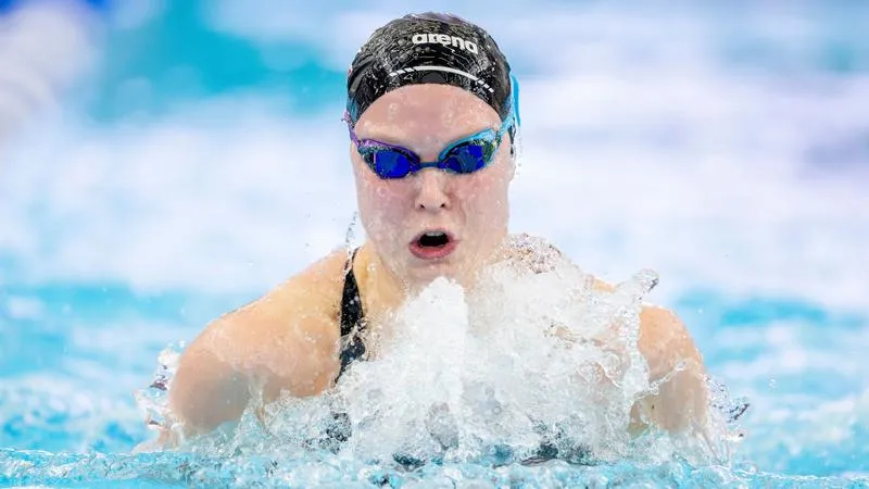 Swimming & Diving Teams Take First At Fairfield Invitational