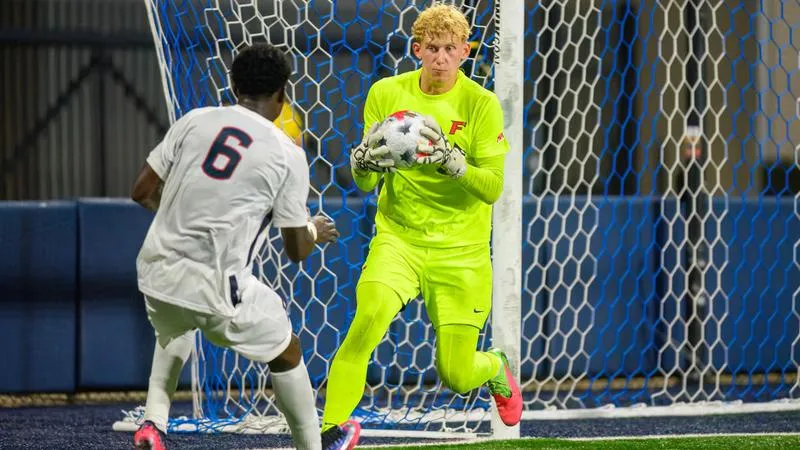 Evan Chomow Named Metro Conference Defensive Player Of The Week