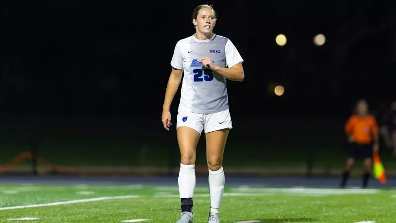 SCSU Women's Soccer Falls To AIC, 2-1