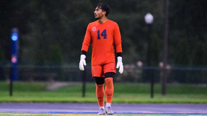 SCSU Men's Soccer Holds Off Adelphi To Pick Up 2-1 NE10 Win