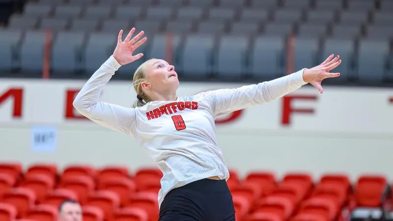 Hartford Volleyball Falls to Wentworth Institute of Technology 3-0
