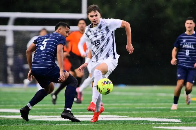 SCSU Men's Soccer Falls to SNHU