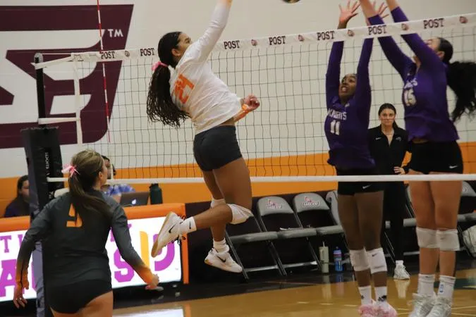13 kills and seven blocks from Duncan boost Eagles to five-set victory at Dominican (N.Y.)
