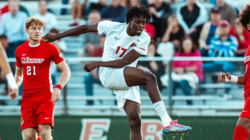 Men's Soccer Extends Unbeaten Streak To 10 With Win Over Marist