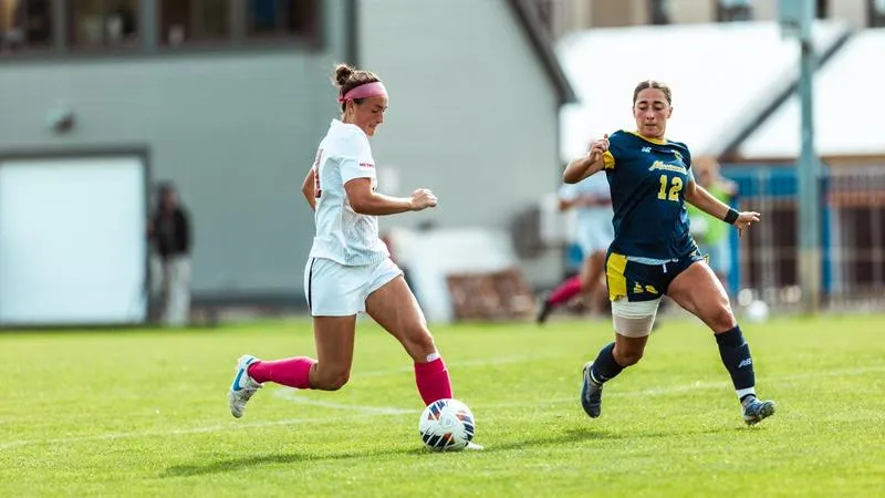 Stags Drop First Metro Game 2-1 at Niagara