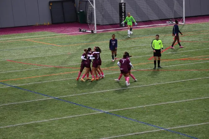 Women's Soccer Defeat Lincoln University 1-0 on Senior Day