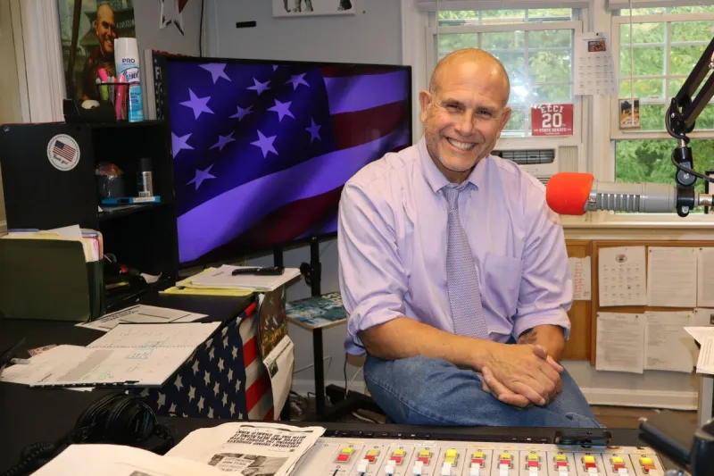 Lee Elci Talks Politics, Policing and Personal Freedom Off the Air