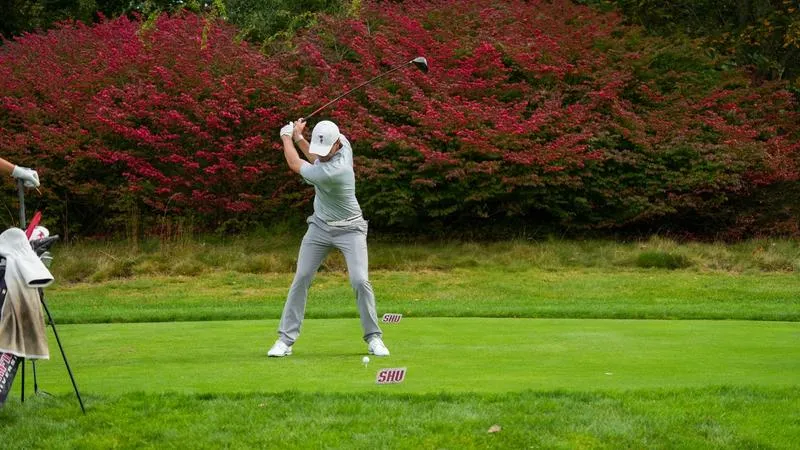 New Haven Golf Sends Representation to Sacred Heart and UAlbany