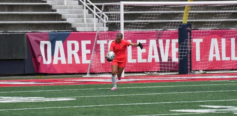 Maloney's Clean Sheet Leads Chargers to Draw Against FDU