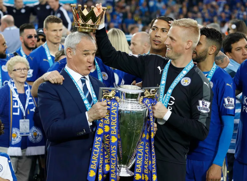 Denmark and former Leicester goalkeeper Kasper Schmeichel retiring because of shoulder injury