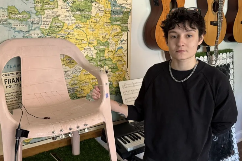 U.Md. art teacher hits the right note with strange, bold instruments made from chairs