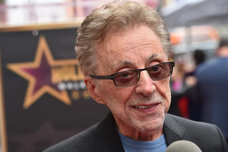 Frankie Valli cancels the remainder of the Four Seasons' farewell tour, citing health concerns