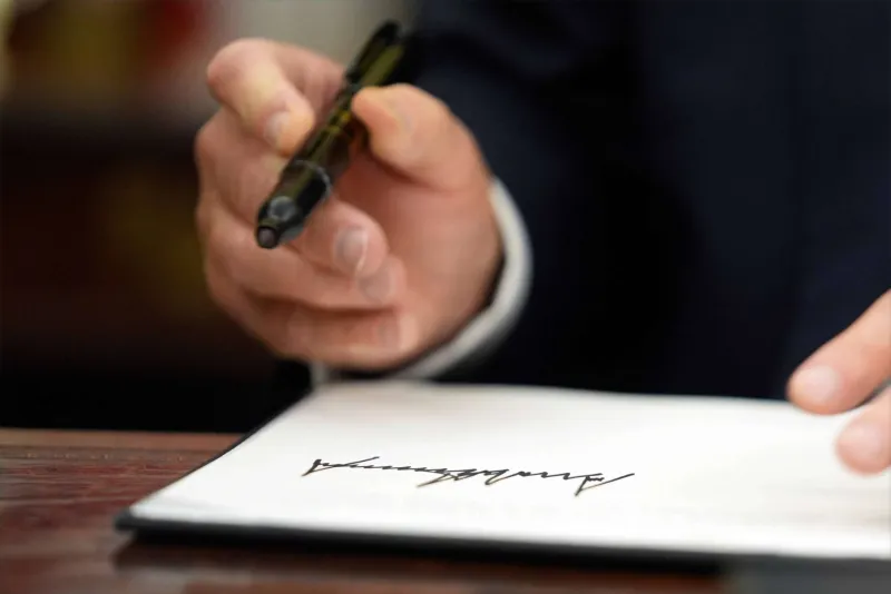 Fixed-price contracts in a world of uncertainty