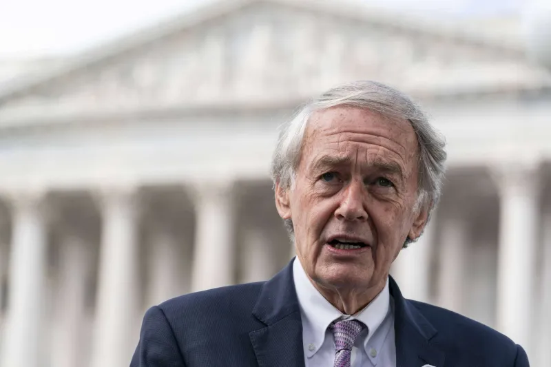 White House polices hitting small business contractors hard, Senator says