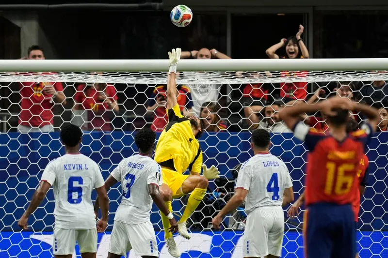 Cape Verde impressive early in its World Cup debut, shuts out Spain in the first half of their match