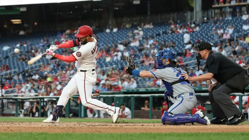 Garca and Crews key 5-run 5th inning as Nationals beat Royals 7-3