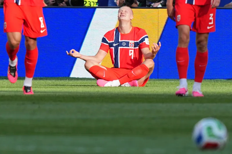 Erling Haaland scores twice in World Cup debut as Norway tops Iraq 4-1 in Group I