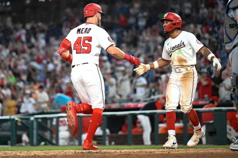 Mead's 3-run HR, Nuez's big night lift the Nationals to a 6-4 victory over the Royals