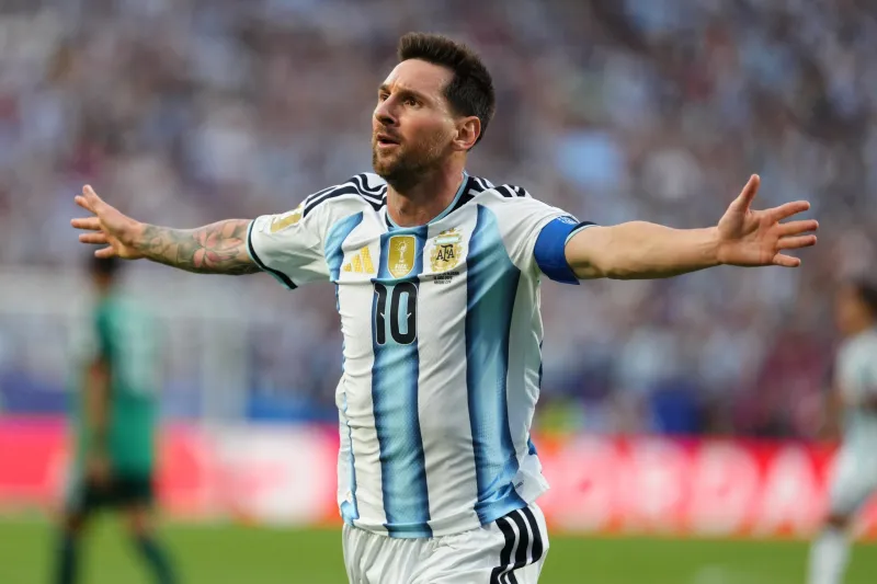 Lionel Messi ties Klose's World Cup goals record with his first hat trick as Argentina tops Algeria