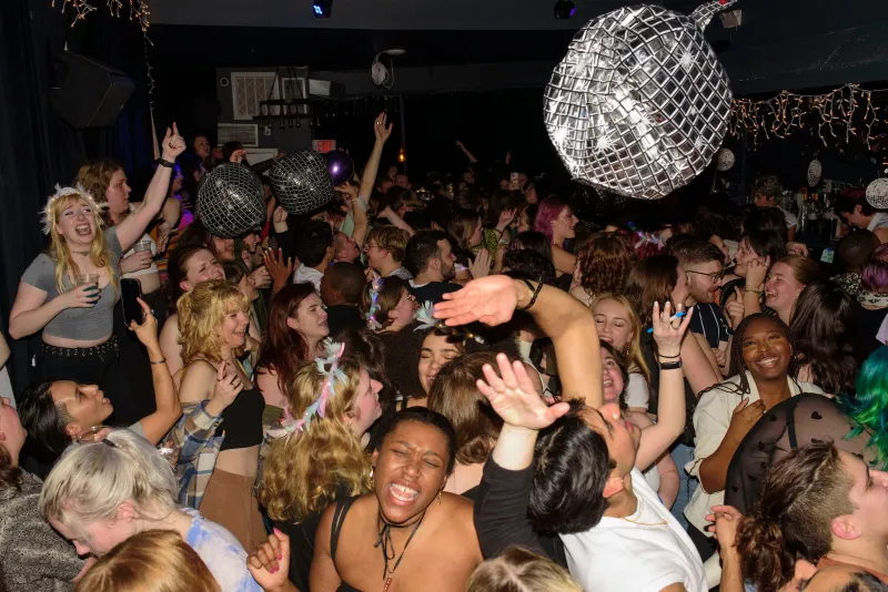 6 Pride Events for Sapphics in DC This Weekend