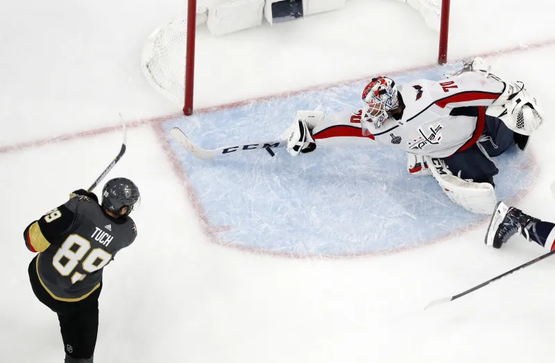 Now with Caps, Tuch recalls Holtby's save on him in 2018 Final: 'If you can't beat 'em, join 'em'