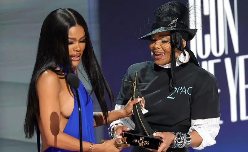 'Oh My God, B---ch, I'm Gagging!' Teyana Taylor Gets Emotional As Idol Janet Jackson Crowns Her BET's 'Icon Of The Year'
