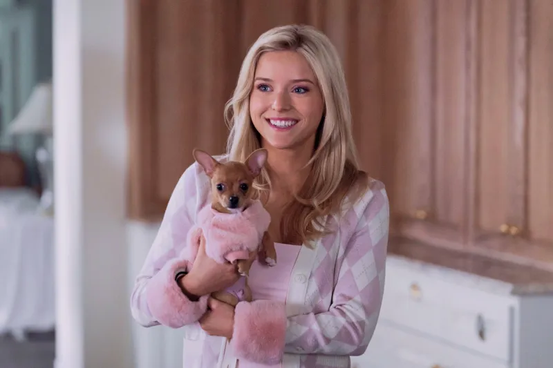 What, like it's hard? Newcomer Lexi Minetree put in the work to play a teen Elle Woods in 'Elle'