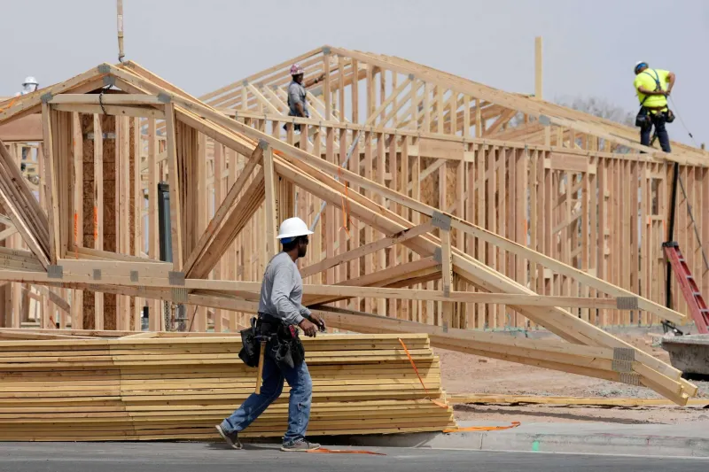 How much should homeowners have to pay upfront to get lower energy bills?