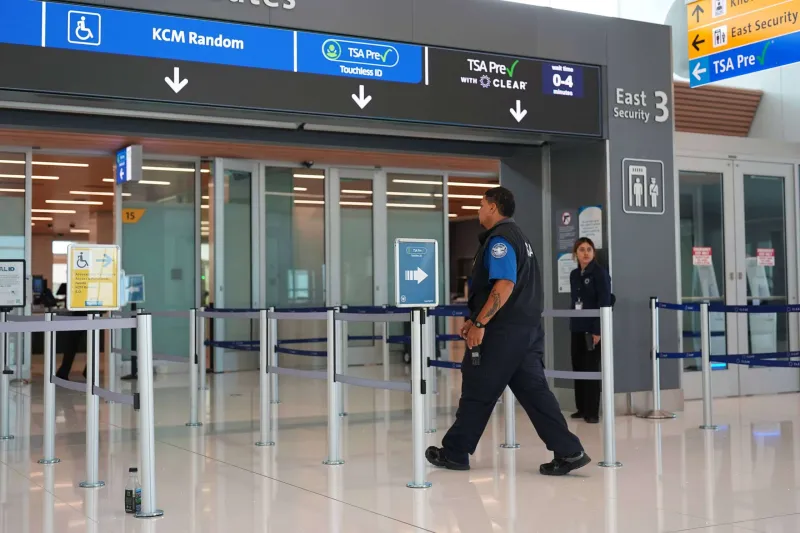 Union sues TSA over privatization plan records
