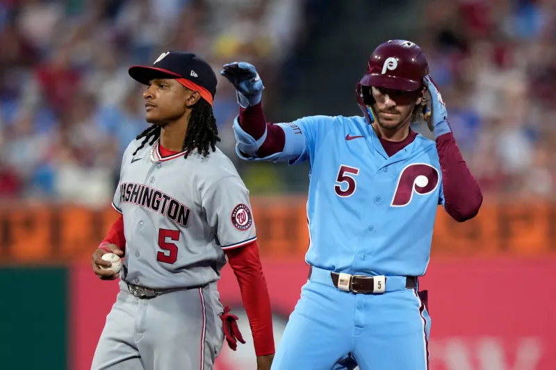 Sanchez becomes first 15-game winner in majors in Phillies' 7-3 victory over Nationals