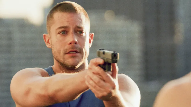 Body Blow Review: Queer Neo-Noir Lands With a Thud