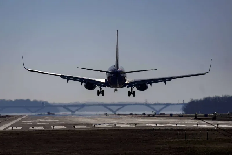 FAA hires 2000 gamers as new air traffic controllers