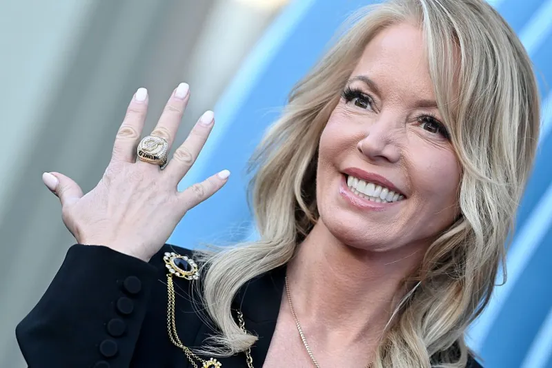 The Buss Family Is At War Over The Lakers: What Happened?