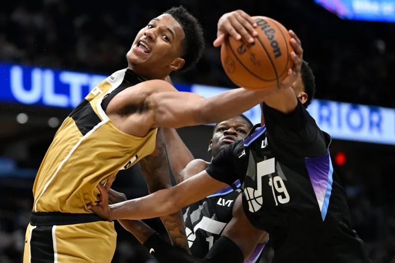 Cavs acquiring Peyton Watson and trading Max Strus to Clippers in 4-team deal, AP source says