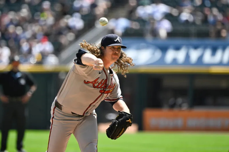Braves' Grant Holmes loses no-hit bid in seventh against White Sox in Chicago