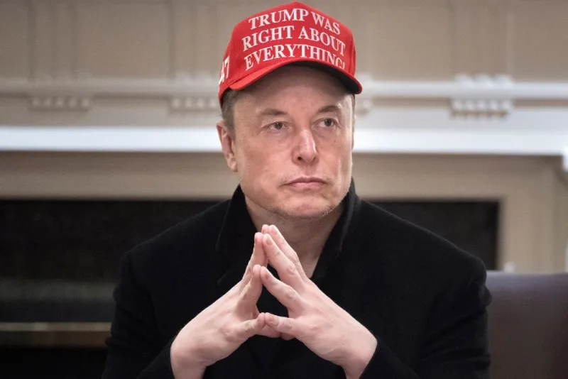 Elon Musk Wants Derek Chauvin Freed For George Floyd's Murder, Sparks Social Media Firestorm