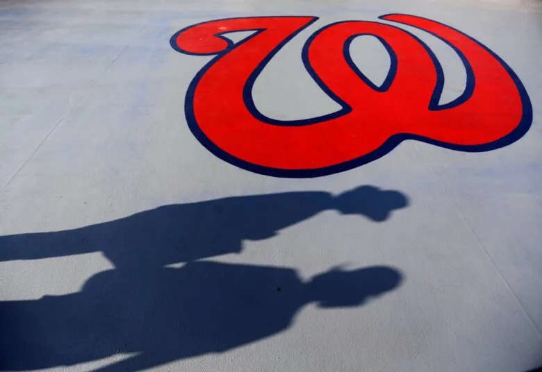 Hernndez, Marsee homer in the Marlins' 4-2 win over the Nationals