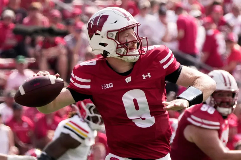 Billy Edwards Jr. set to start at QB for UNC after injury-shortened year at Wisconsin