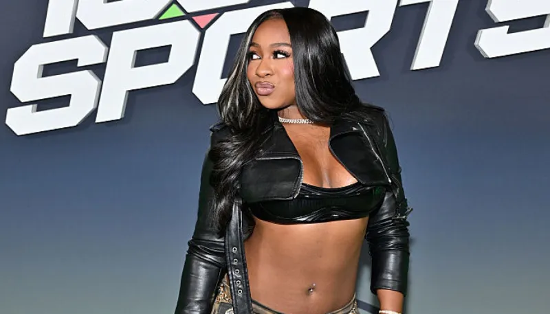 Not Weezy's Baby! Reginae Carter Claps Back At Fans Threatening To Tell Lil Wayne About Pole Dancing Video