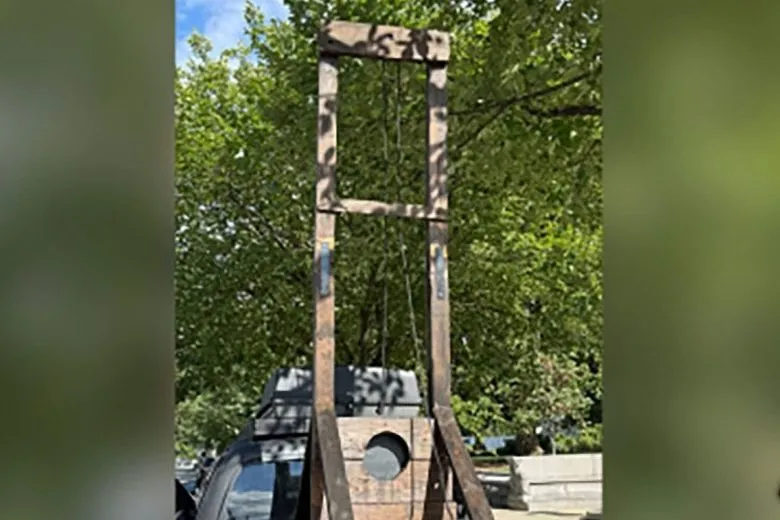 Man arrested near US Capitol after driving from California with a guillotine in his truckbed