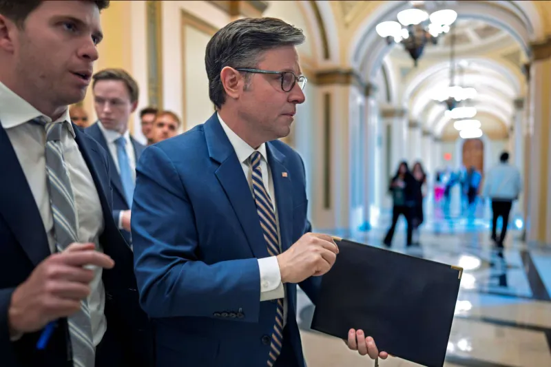 House passes short-term funding bill to avoid a shutdown before the election