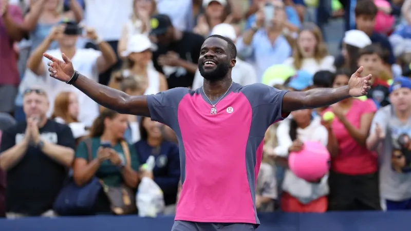 Tiafoe advances to quarterfinals of U.S. Open after win over Medvedev in three sets