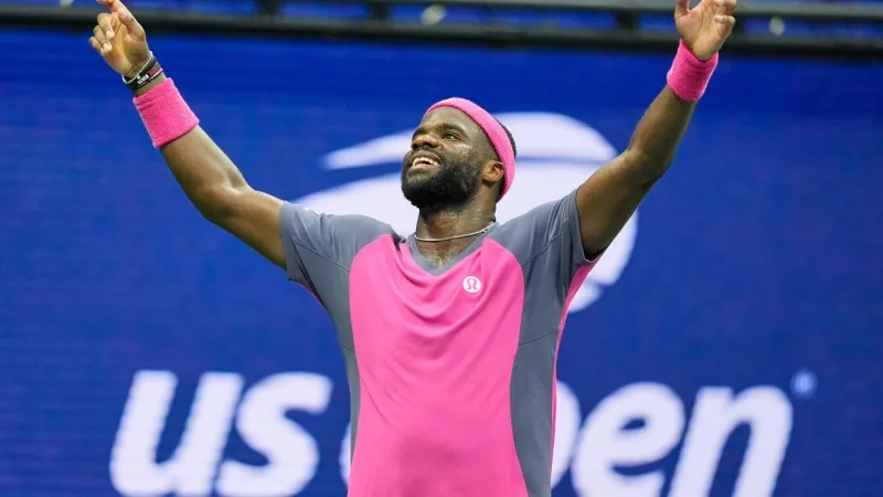 Francis Tiafoe comes from 2 sets down to beat Michelsen and reach the US Open semifinals