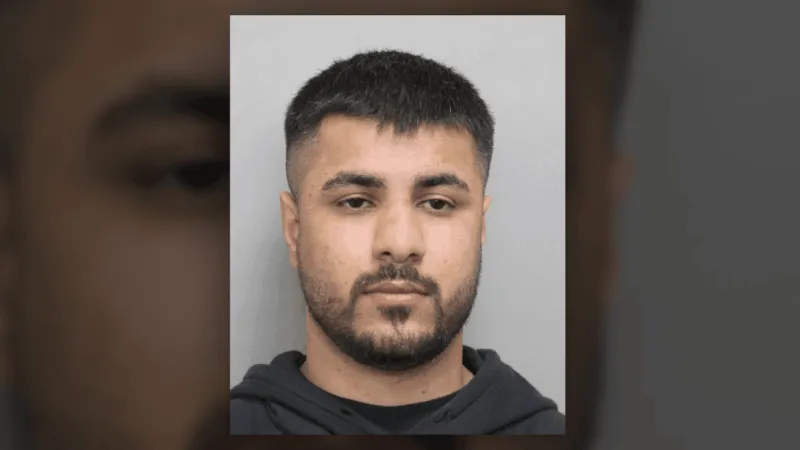 Man accused of abducting 2 women during Lyft ride surrenders in Virginia