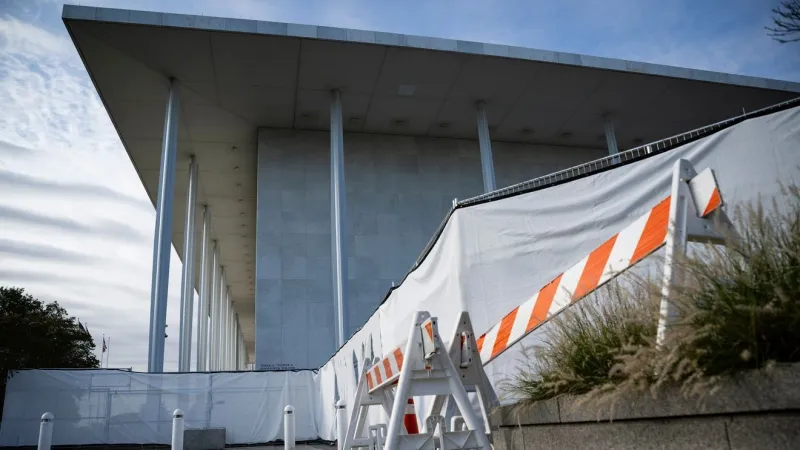 Republican senator blocks bill protecting Kennedy Center from demolition