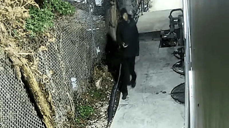 DC police release video in search for killer in 2025 fatal shooting