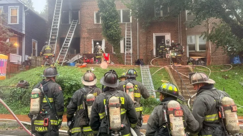 No one injured after early morning row home fire in Southeast DC