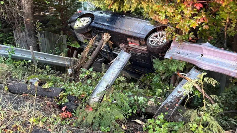 13-year-old driver crashes into power pole, closing Fairfax County Parkway ramp