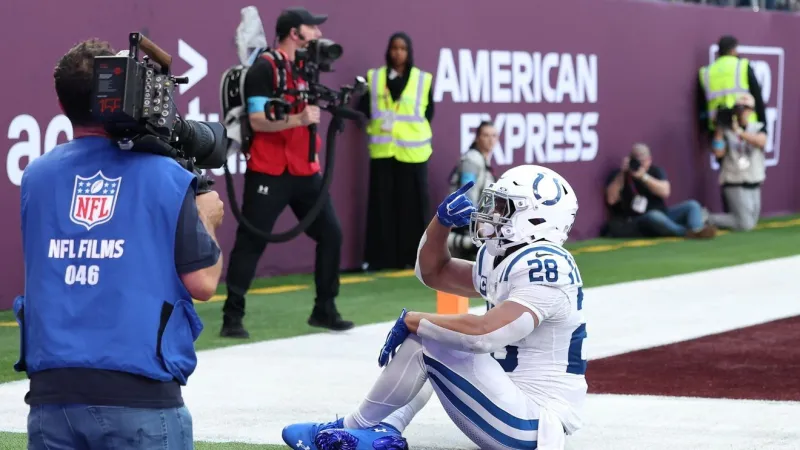 Commanders' lose Mariota in 30-13 loss to Colts in London