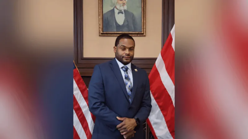 Who was Talib Shakir, the DC official killed in Eastern Market scooter crash